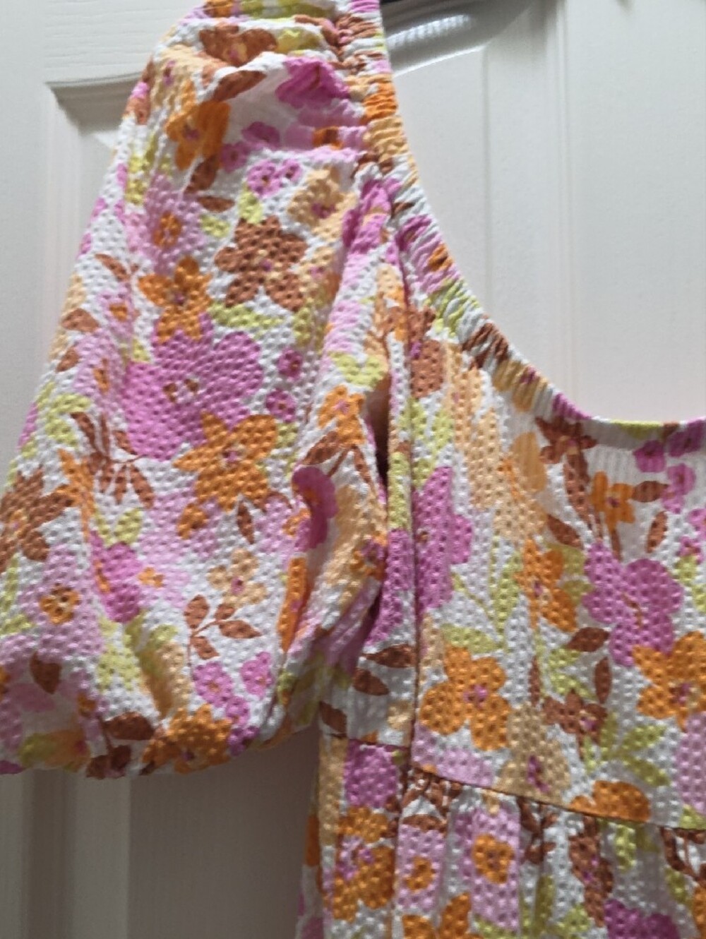 Billabong Floral Puff-Sleeve Maxi Dress in Pink & Orange - Picture 3 of 10